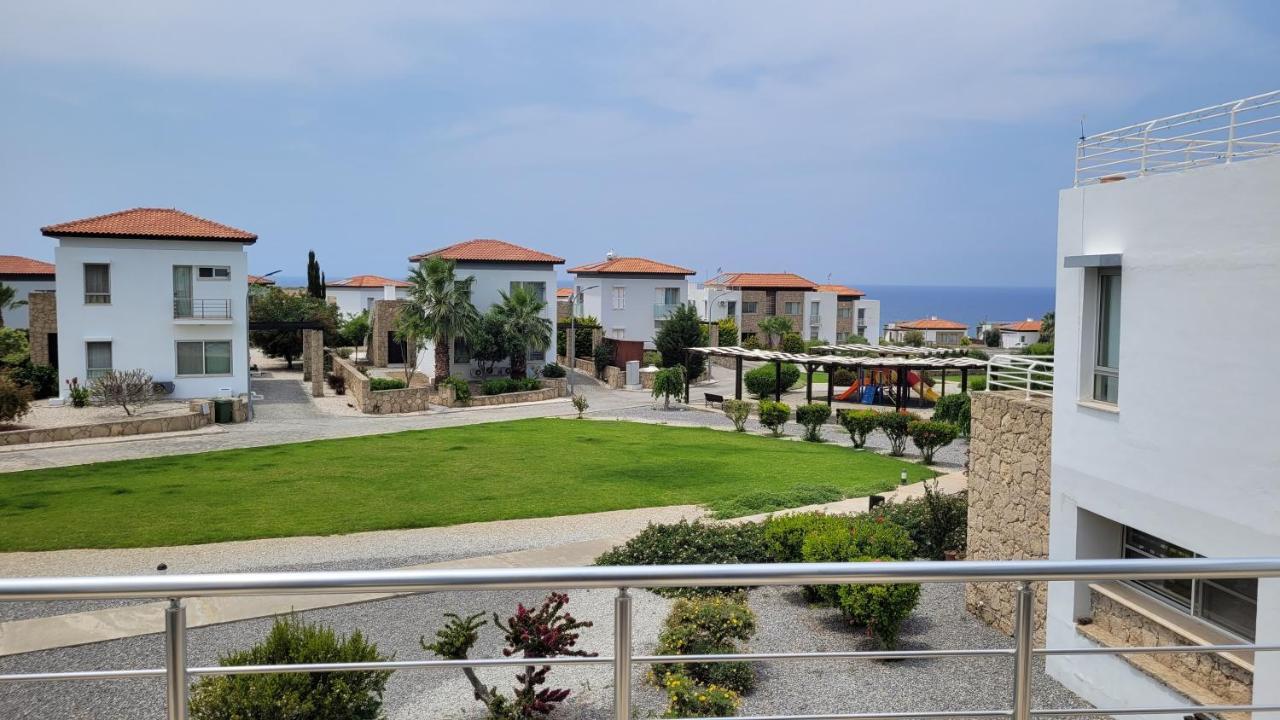 Sea And Mountain View Beachfront Penthouse Yali Exterior foto